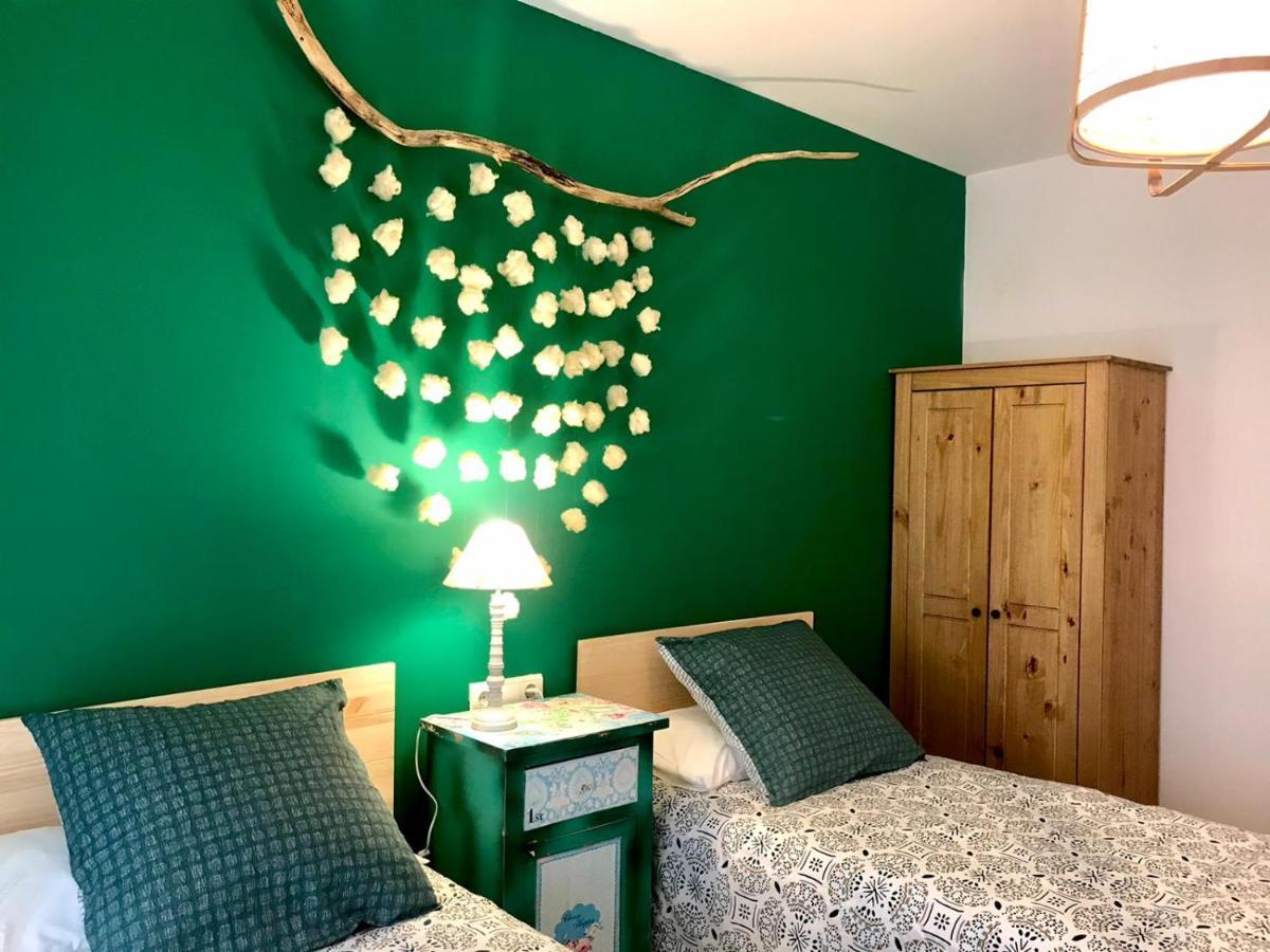 Apartament La Ruella Sort Buitenkant foto