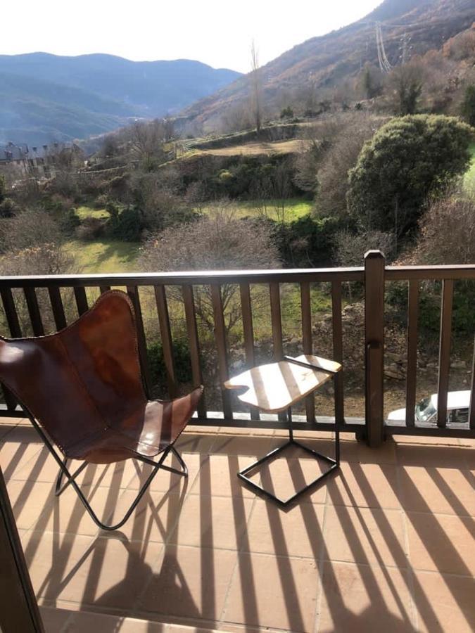 Apartament La Ruella Sort Buitenkant foto